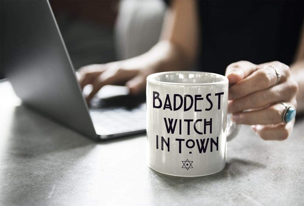 White Smoke Tazza Strega più Cattiva in Città - Mug Witch Baddest Witch in Town - Choose ur Color Cuc shop