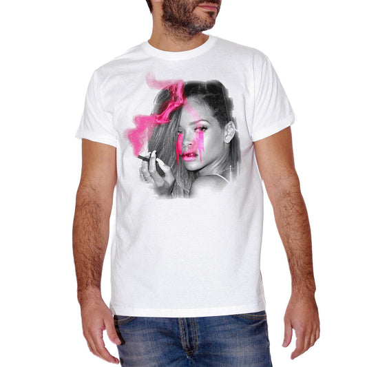 White Smoke T-Shirt Rihanna Vintage Star Black And White - FAMOSI CucShop