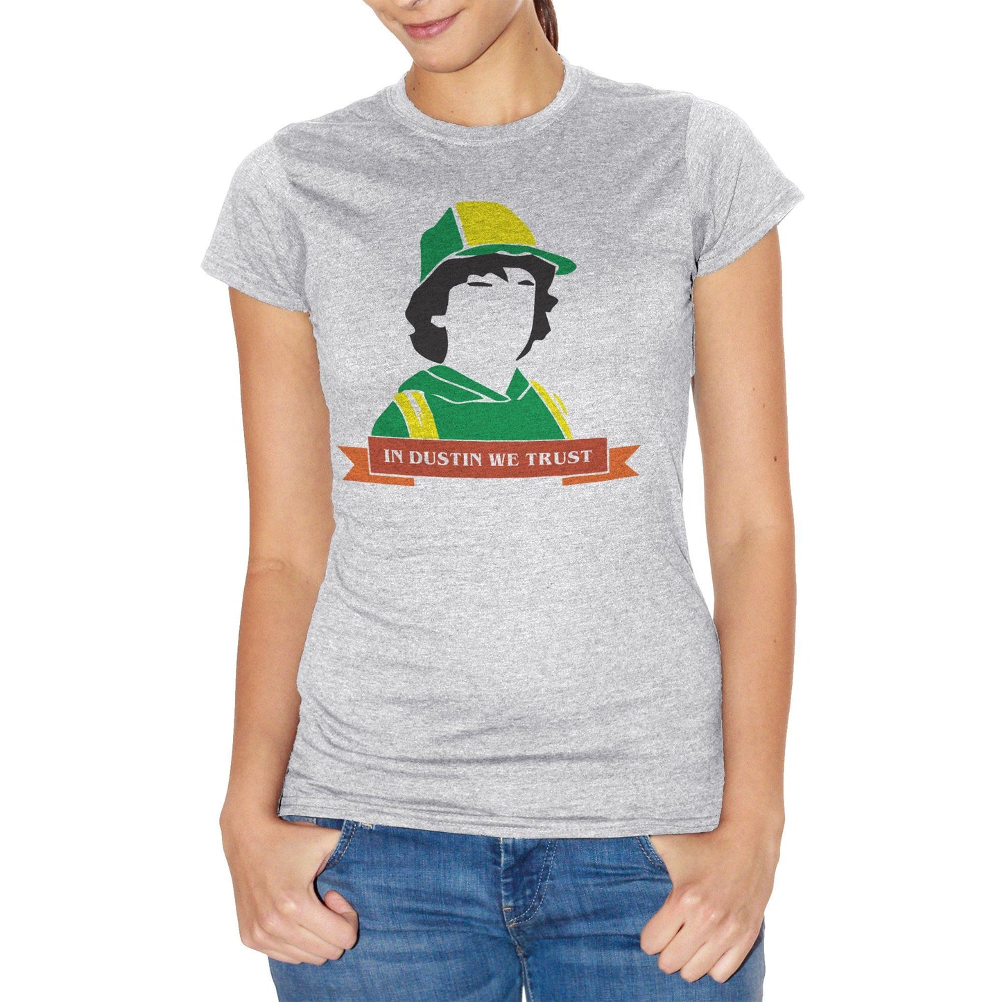 Snow T-Shirt Grigio Sport In Dustin We Trust | Ci Fidiamo Di Dustin | Stranger Things | Demogorgon Camping | Spia Blob | Choose Ur Color - FILM CucShop